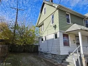 View of back property exterior