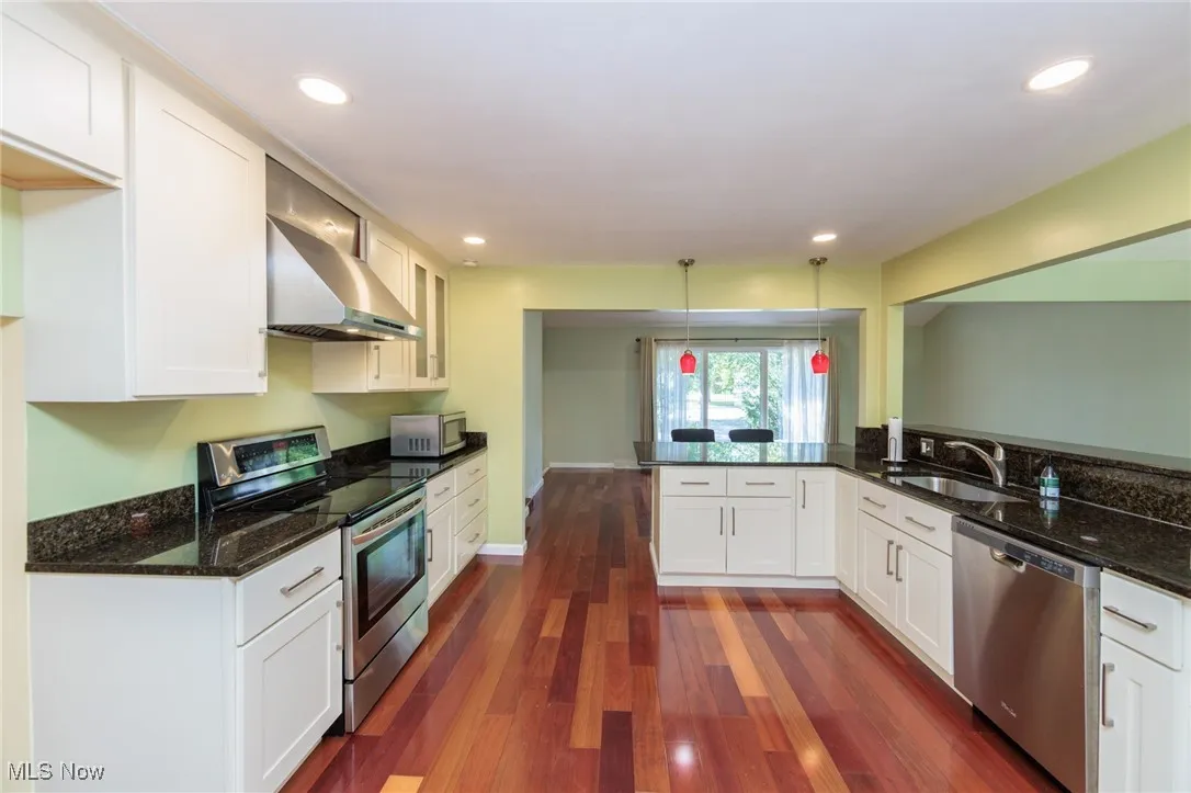 25111 S Woodland Road, Beachwood, Ohio 44122,MLS Now Listing ID