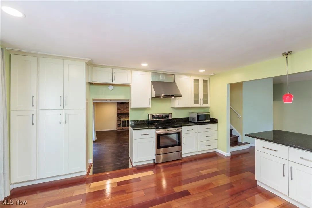 25111 S Woodland Road, Beachwood, Ohio 44122,MLS Now Listing ID