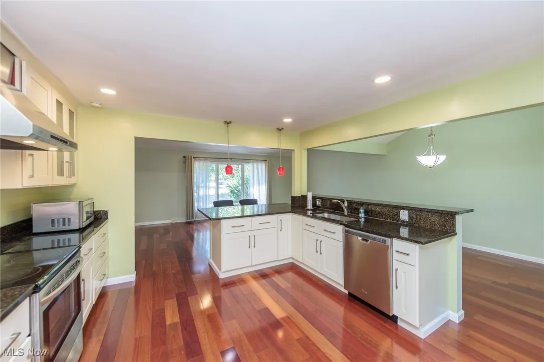 25111 S Woodland Road, Beachwood, Ohio 44122,MLS Now Listing ID