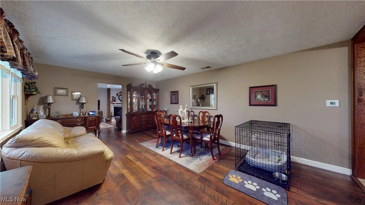 DINING AREA COULD ALSO BE A LIVING ROOM INSTEAD