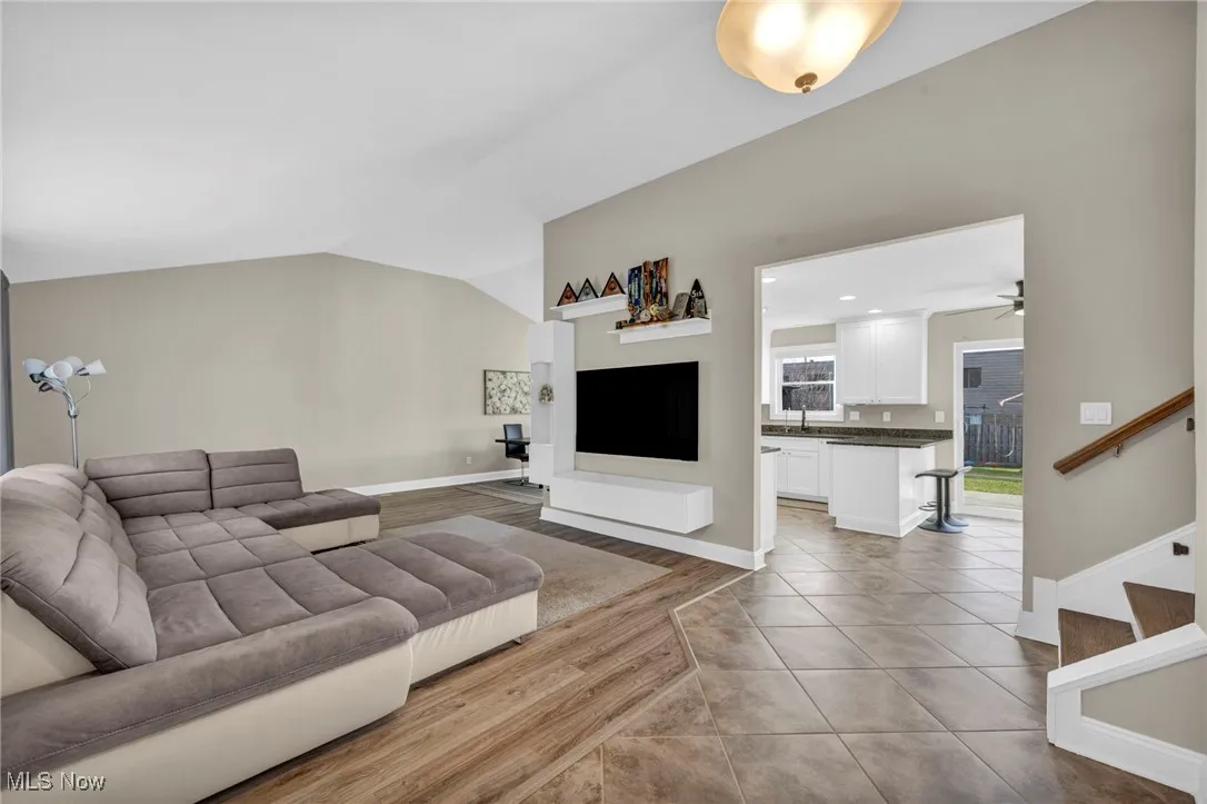 32194 N Roundhead Drive, Solon, Ohio 44139,MLS Now Listing ID