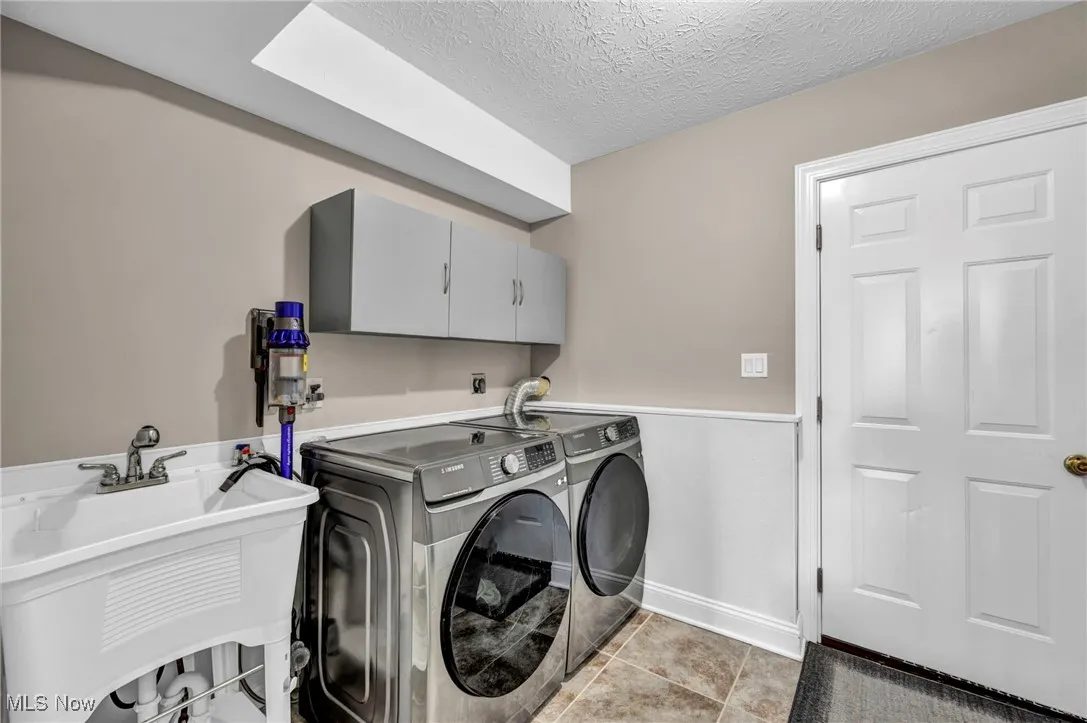 32194 N Roundhead Drive, Solon, Ohio 44139,MLS Now Listing ID