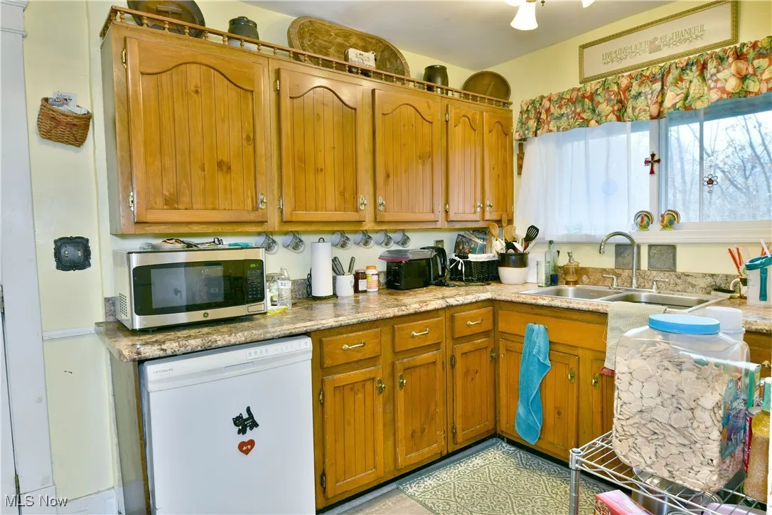 9210 Howland Springs Road, Howland, Ohio 44484,MLS Now Listing ID