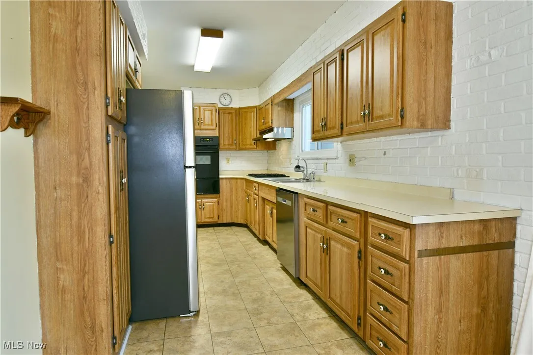 3241 Lynwood Drive, Warren, Ohio 44485,MLS Now Listing ID