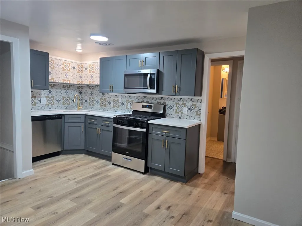 8 Shawondassee Drive, Timberlake, Ohio 44095,MLS Now Listing ID