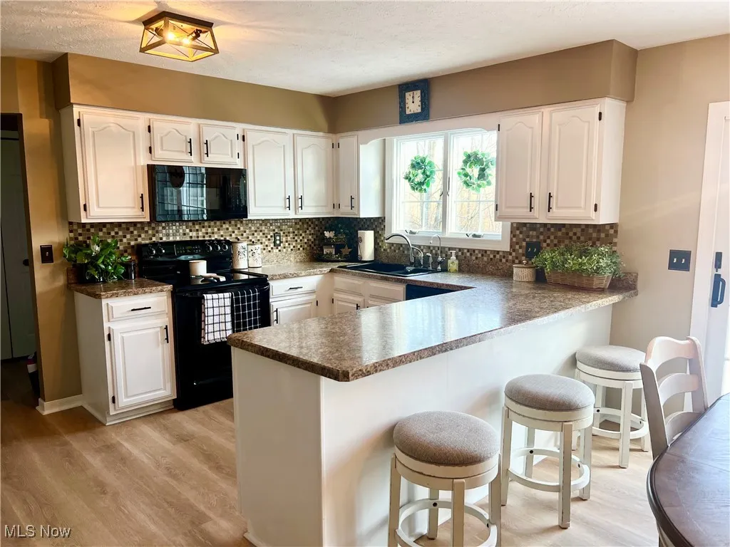 11915 Oak Wood Lane, Chesterland, Ohio 44026,MLS Now Listing ID