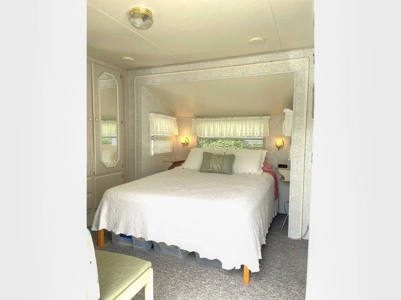 23 Eagle Lane, South Hero, Vt 05486, 1 Bedroom Bedrooms, ,1 BathroomBathrooms,Residential,For Sale,Eagle,5002830