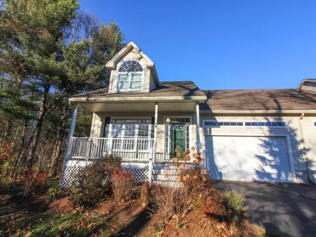 65 Fern Court, Colchester, Vt 05446, 3 Bedrooms Bedrooms, ,3 BathroomsBathrooms,Residential,For Sale,Fern,5022334