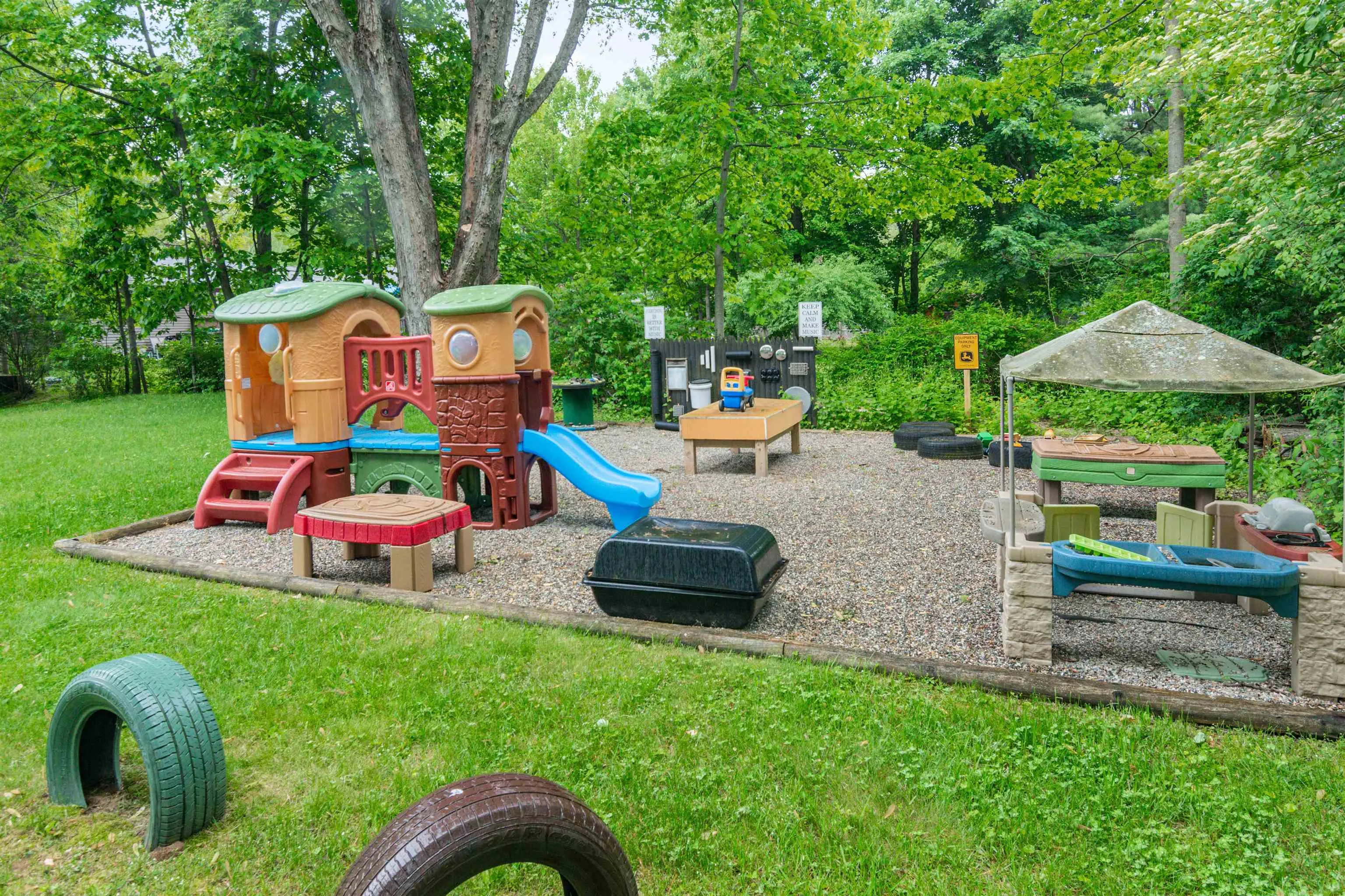 30 Canyon Estates Drive, Colchester, VT 05446, 3 Bedrooms Bedrooms, ,2 BathroomsBathrooms,Residential,For Sale,Canyon Estates,5044111
