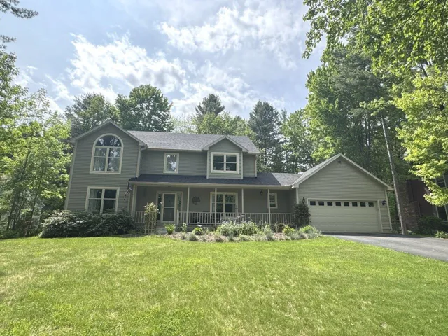 9 Hagan Drive, Essex, VT 05452, 4 Bedrooms Bedrooms, ,3 BathroomsBathrooms,Residential,For Sale,Hagan,5044928