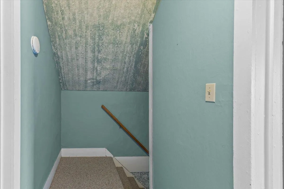 57 Pearl Street, Grand Isle, VT 05458, 4 Bedrooms Bedrooms, ,2 BathroomsBathrooms,Residential,For Sale,Pearl,5044978