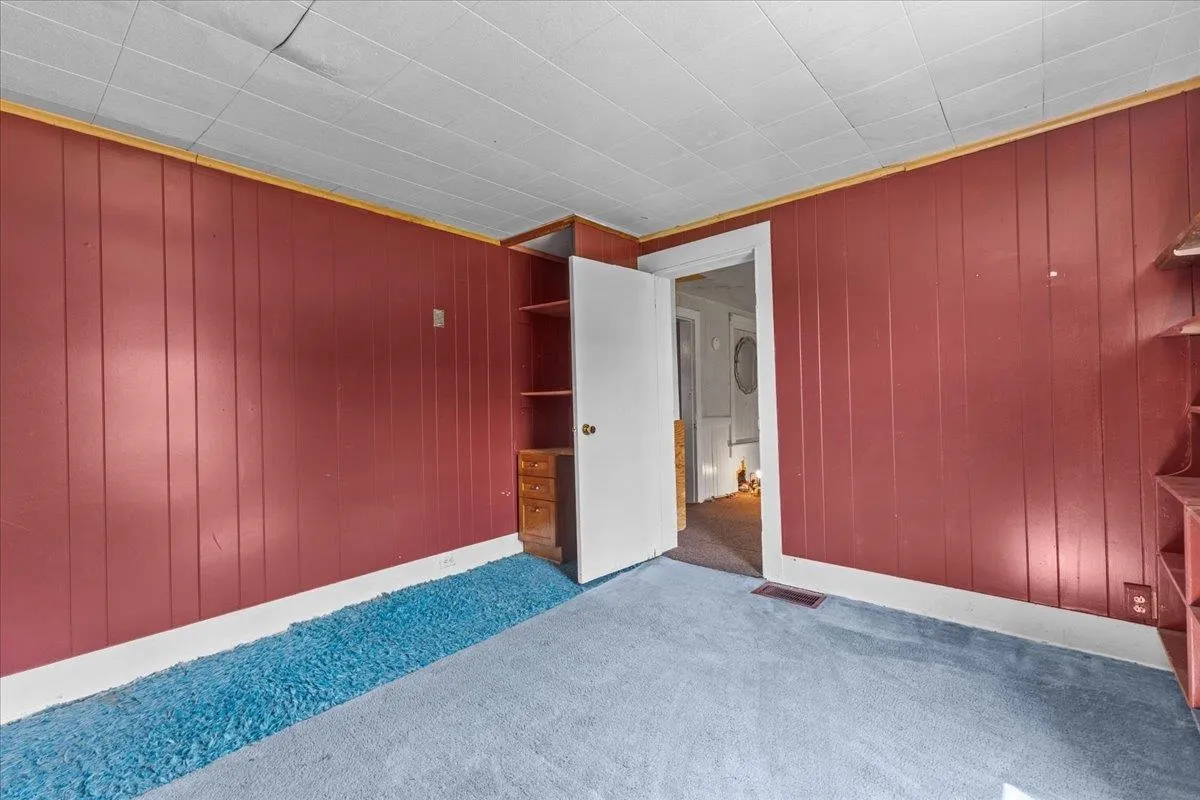57 Pearl Street, Grand Isle, VT 05458, 4 Bedrooms Bedrooms, ,2 BathroomsBathrooms,Residential,For Sale,Pearl,5044978