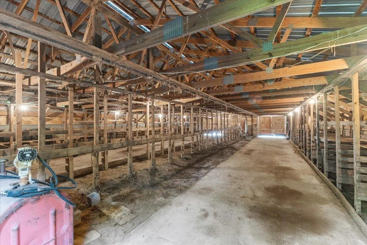 57 Pearl Street, Grand Isle, VT 05458, 4 Bedrooms Bedrooms, ,2 BathroomsBathrooms,Residential,For Sale,Pearl,5044978