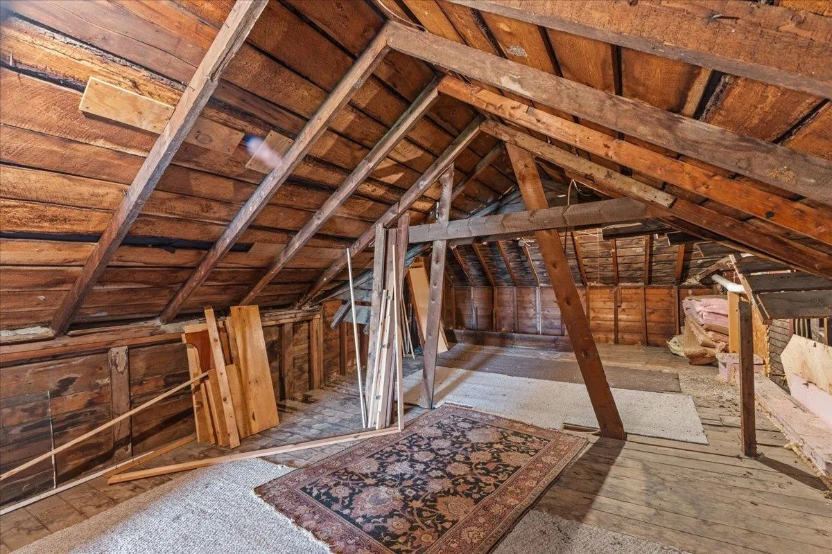 57 Pearl Street, Grand Isle, VT 05458, 4 Bedrooms Bedrooms, ,2 BathroomsBathrooms,Residential,For Sale,Pearl,5044978