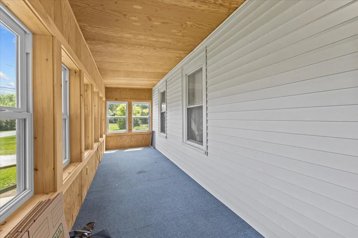 57 Pearl Street, Grand Isle, VT 05458, 4 Bedrooms Bedrooms, ,2 BathroomsBathrooms,Residential,For Sale,Pearl,5044978