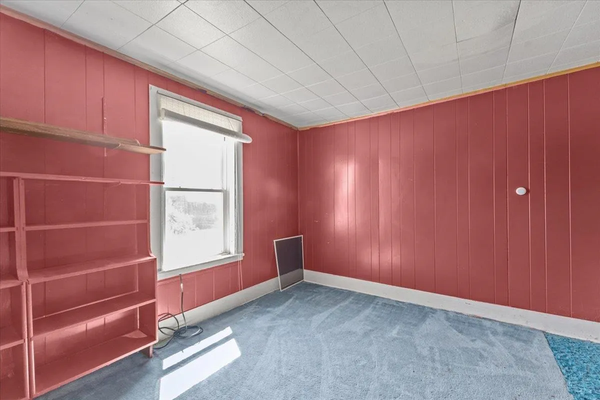 57 Pearl Street, Grand Isle, VT 05458, 4 Bedrooms Bedrooms, ,2 BathroomsBathrooms,Residential,For Sale,Pearl,5044978