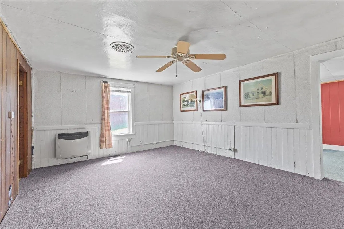 57 Pearl Street, Grand Isle, VT 05458, 4 Bedrooms Bedrooms, ,2 BathroomsBathrooms,Residential,For Sale,Pearl,5044978