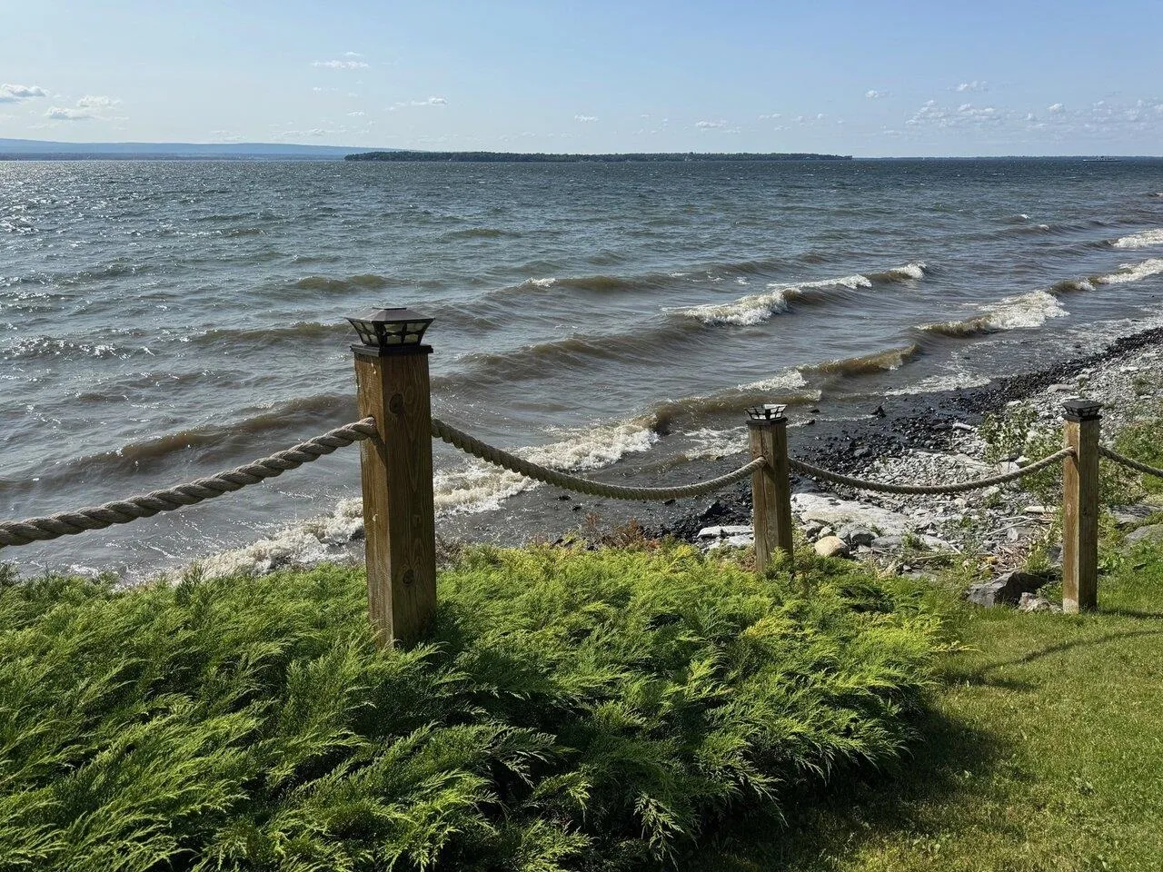 565-567 West Shore Road, South Hero, VT 05486, 4 Bedrooms Bedrooms, ,6 BathroomsBathrooms,Residential,For Sale,West Shore,5045475