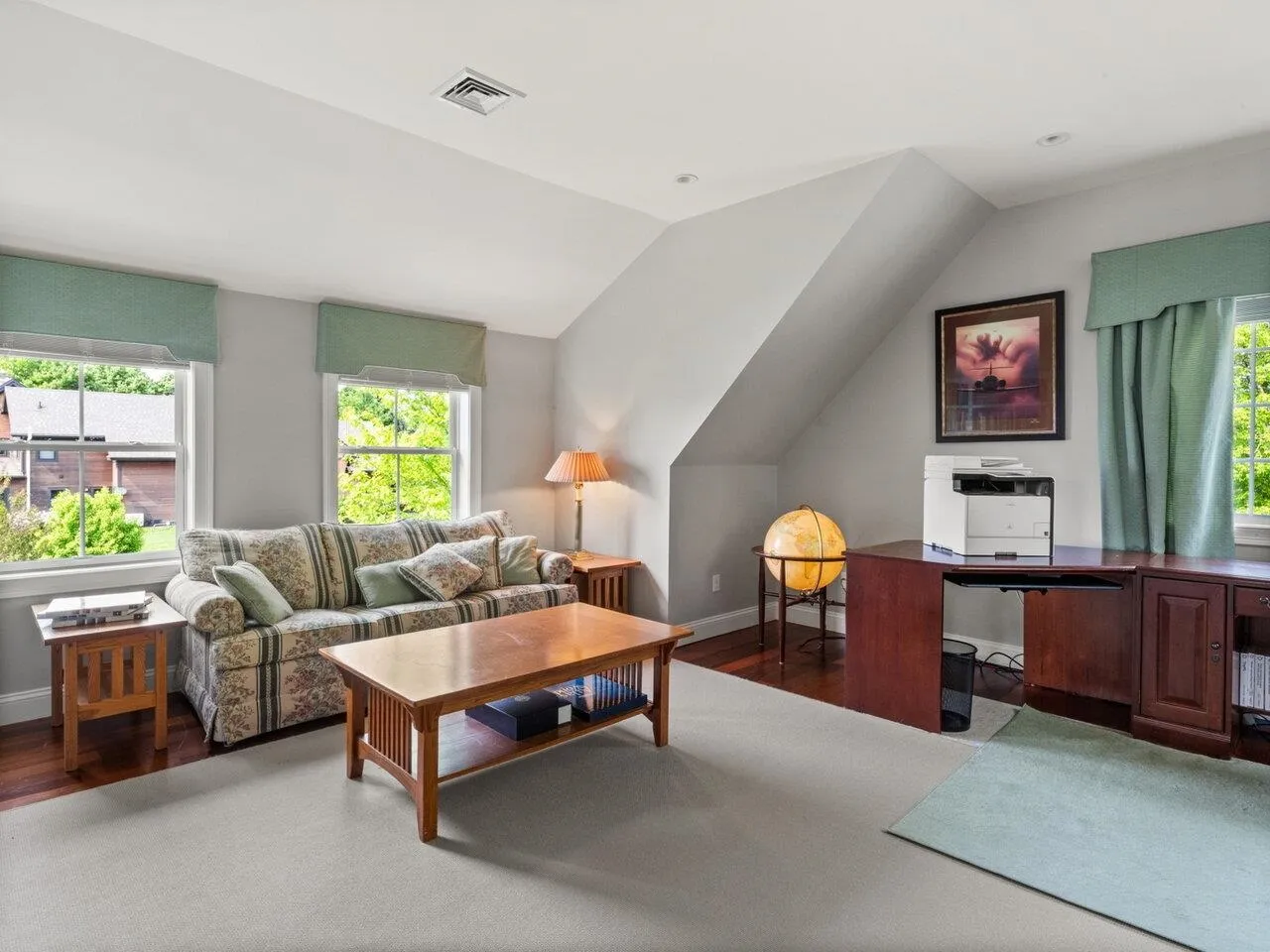 565-567 West Shore Road, South Hero, VT 05486, 4 Bedrooms Bedrooms, ,6 BathroomsBathrooms,Residential,For Sale,West Shore,5045475