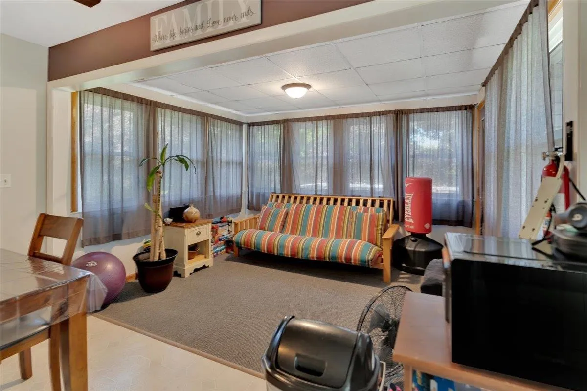 783 Main Street, Colchester, VT 05446, 5 Bedrooms Bedrooms, ,2 BathroomsBathrooms,Residential,For Sale,Main,5045835