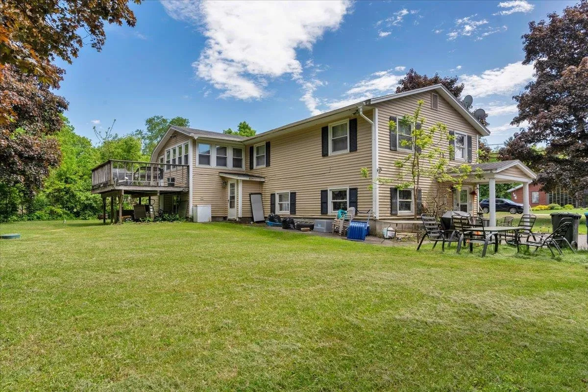 783 Main Street, Colchester, VT 05446, 5 Bedrooms Bedrooms, ,2 BathroomsBathrooms,Residential,For Sale,Main,5045835