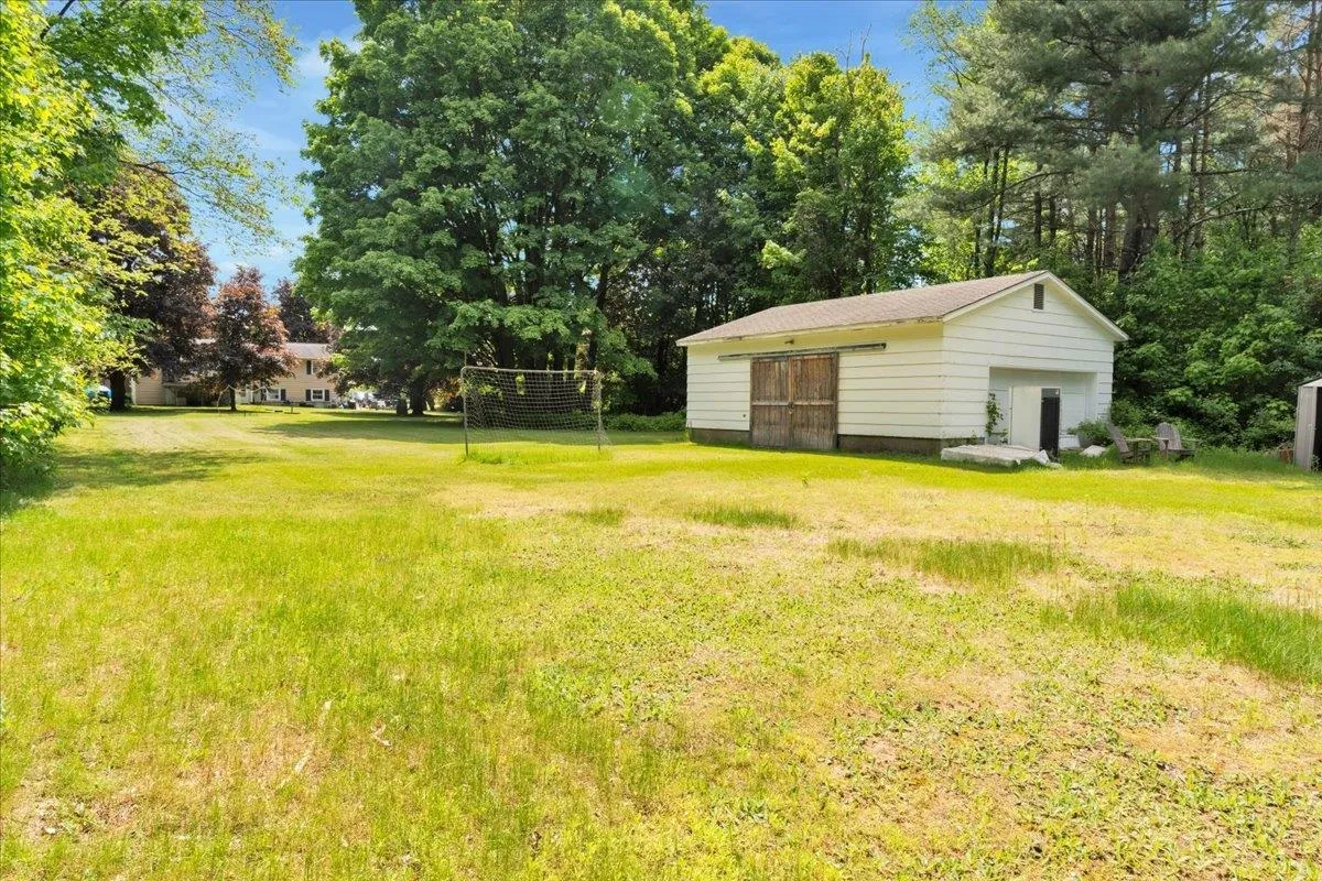783 Main Street, Colchester, VT 05446, 5 Bedrooms Bedrooms, ,2 BathroomsBathrooms,Residential,For Sale,Main,5045835