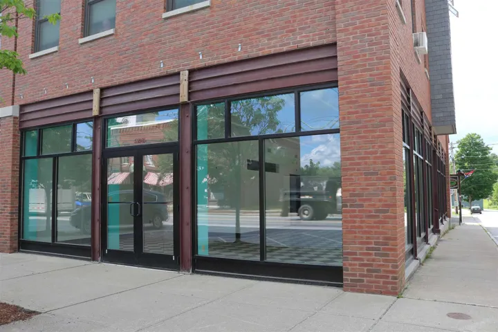 355 Main Street, Enosburg, VT 05450, ,Commercial Lease,For Rent,Main,5045911
