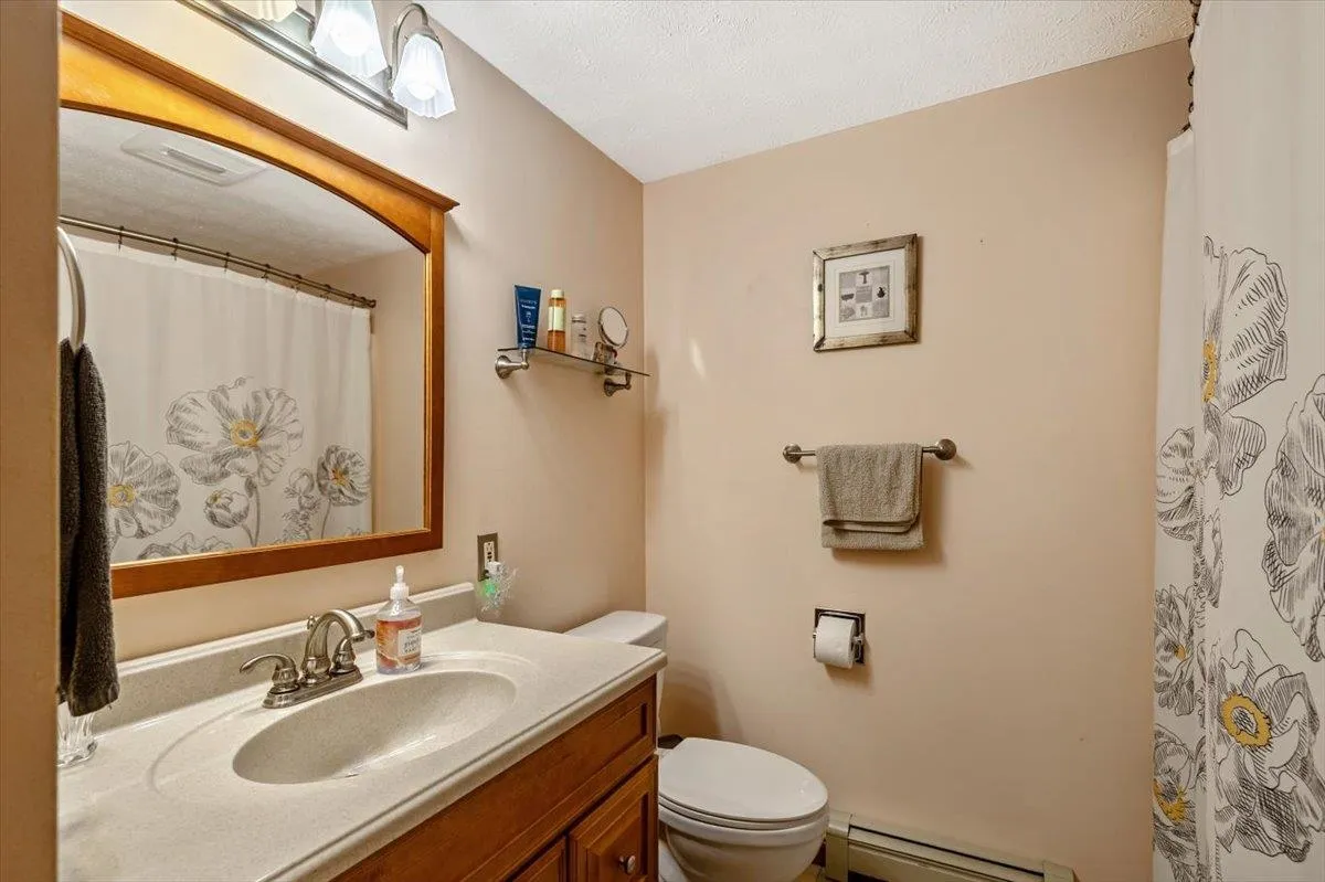 43 Ira Allen Court, Colchester, VT 05446, 3 Bedrooms Bedrooms, ,3 BathroomsBathrooms,Residential,For Sale,Ira Allen,5046168