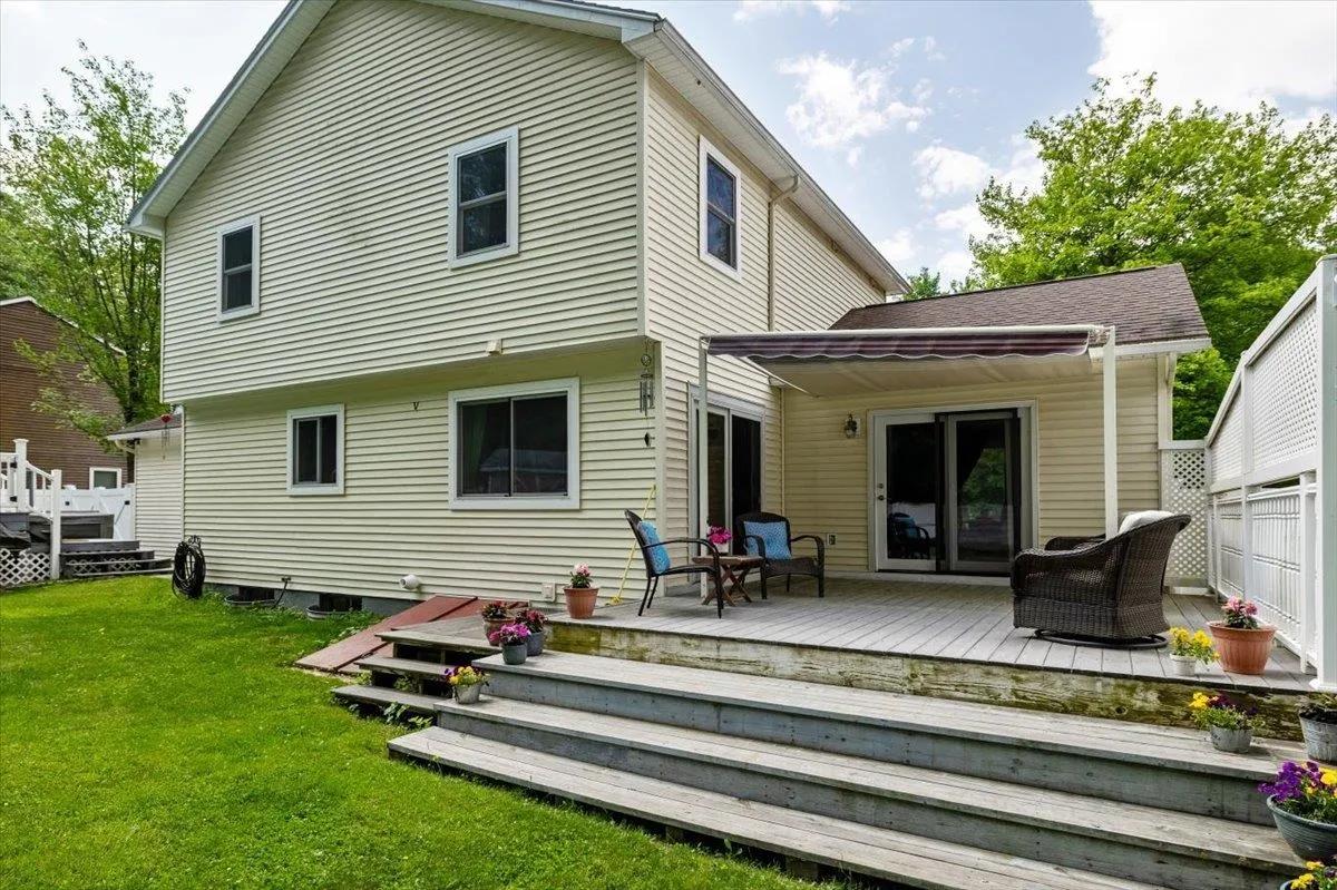 43 Ira Allen Court, Colchester, VT 05446, 3 Bedrooms Bedrooms, ,3 BathroomsBathrooms,Residential,For Sale,Ira Allen,5046168