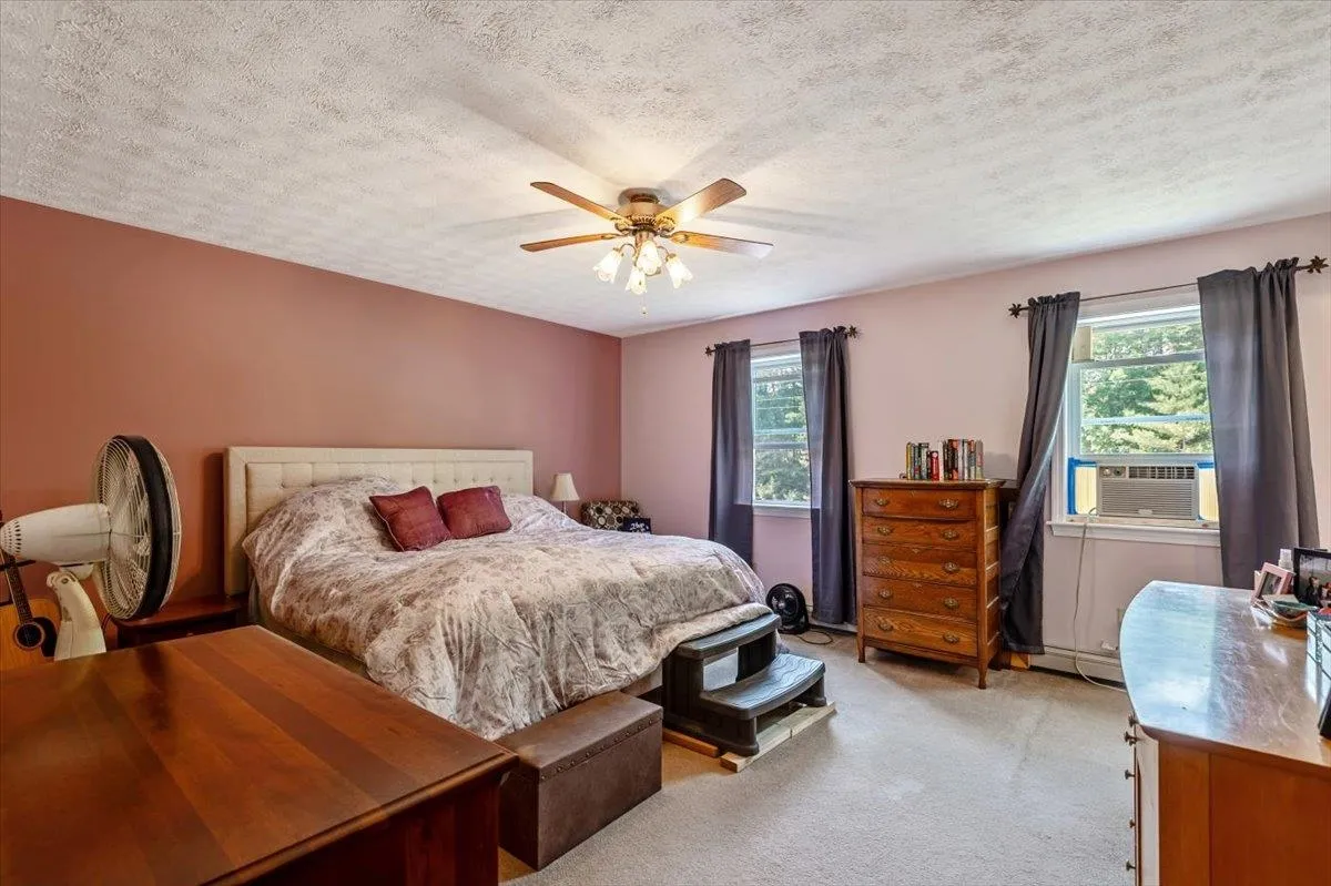 43 Ira Allen Court, Colchester, VT 05446, 3 Bedrooms Bedrooms, ,3 BathroomsBathrooms,Residential,For Sale,Ira Allen,5046168
