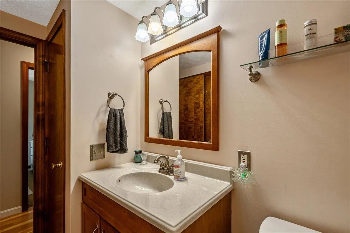 43 Ira Allen Court, Colchester, VT 05446, 3 Bedrooms Bedrooms, ,3 BathroomsBathrooms,Residential,For Sale,Ira Allen,5046168