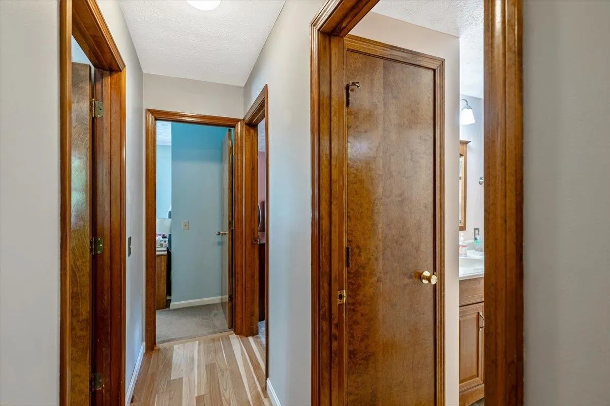 43 Ira Allen Court, Colchester, VT 05446, 3 Bedrooms Bedrooms, ,3 BathroomsBathrooms,Residential,For Sale,Ira Allen,5046168