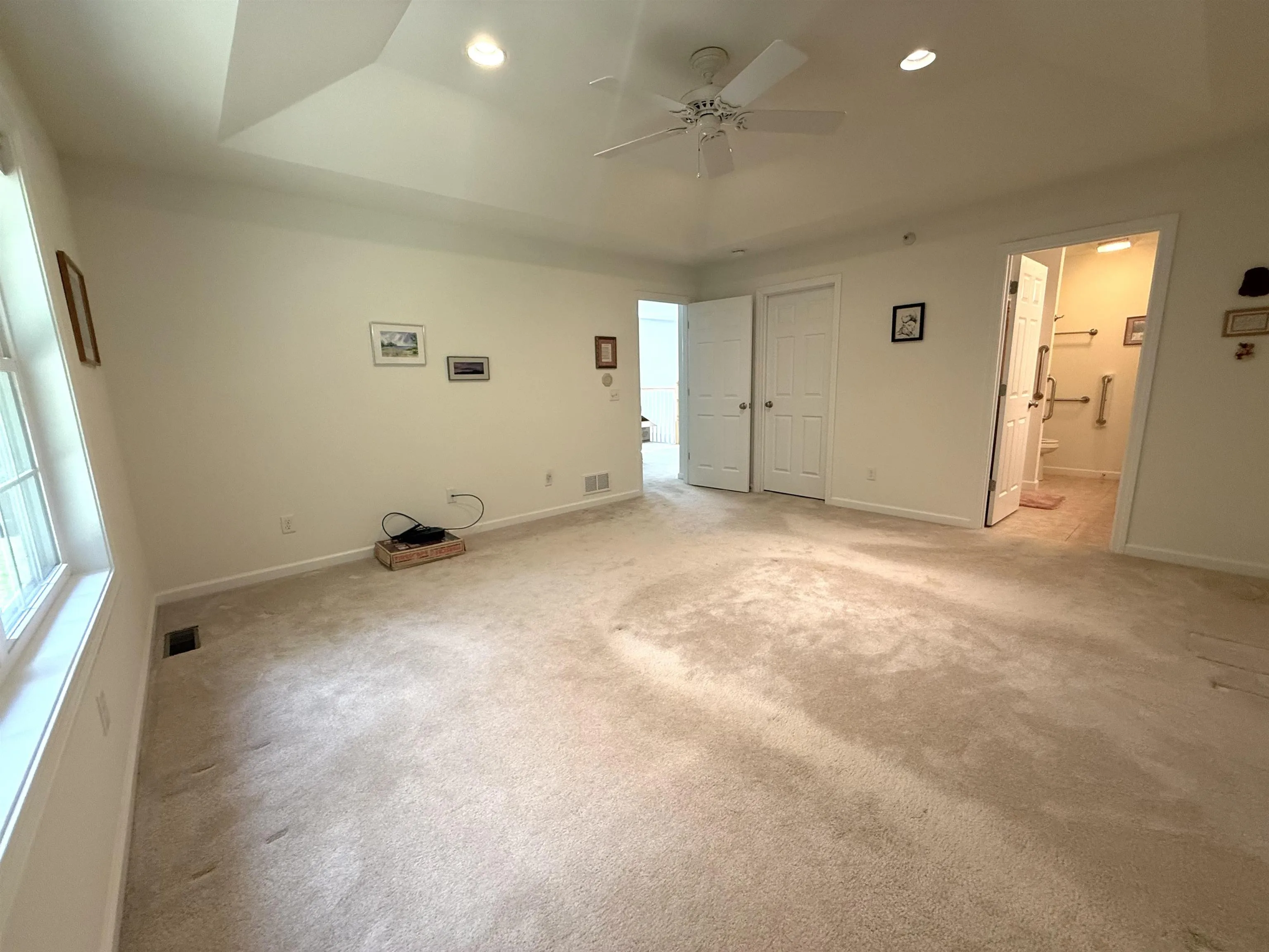51 Fielding Lane, South Burlington, VT 05403, 3 Bedrooms Bedrooms, ,3 BathroomsBathrooms,Residential,For Sale,Fielding,5046341