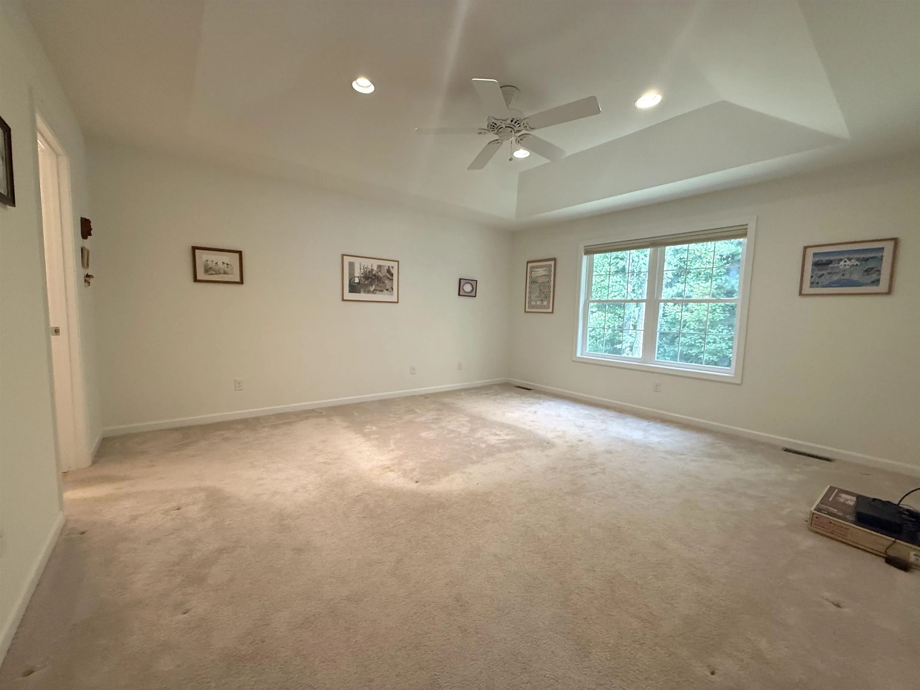 51 Fielding Lane, South Burlington, VT 05403, 3 Bedrooms Bedrooms, ,3 BathroomsBathrooms,Residential,For Sale,Fielding,5046341