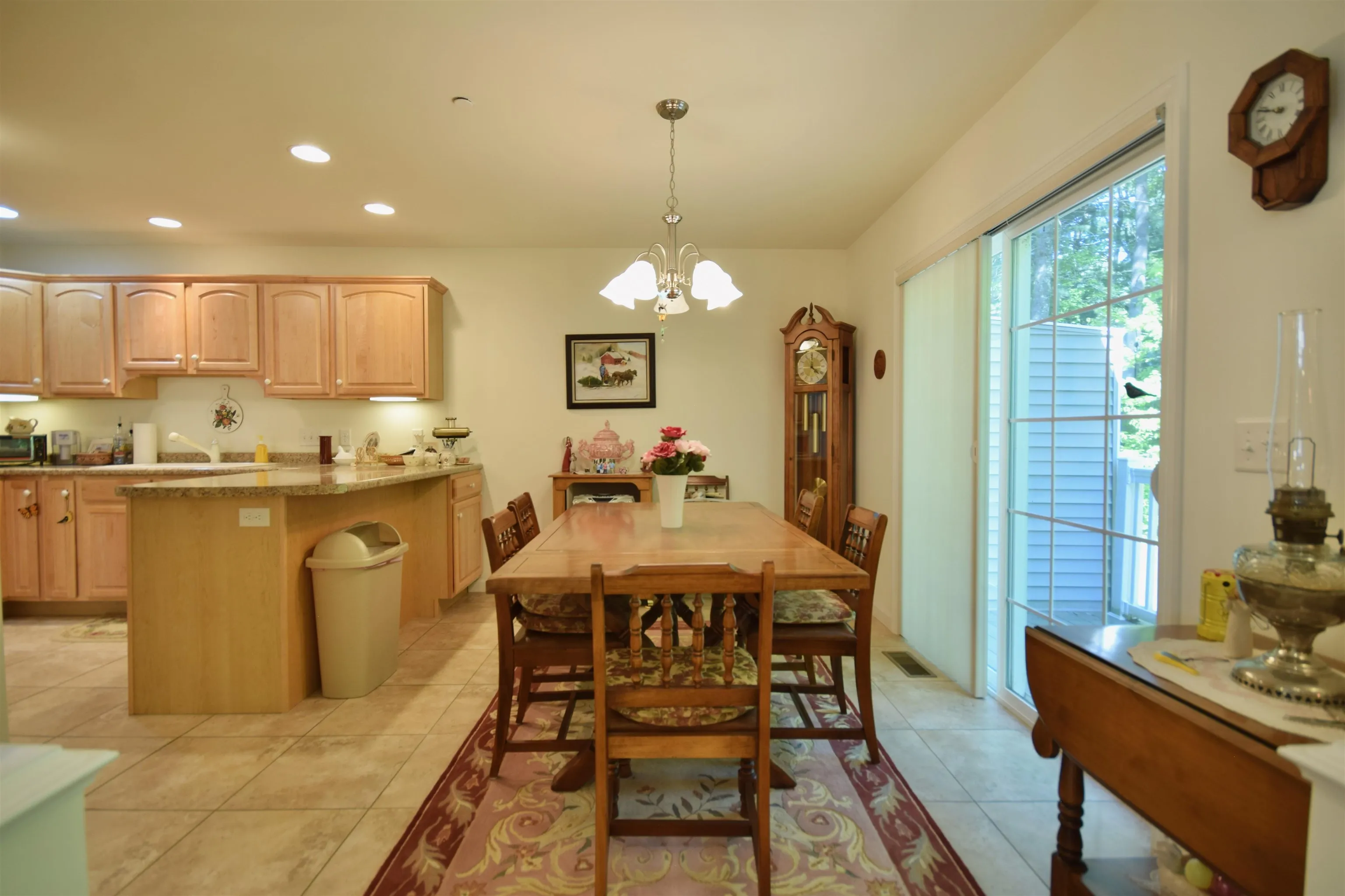 51 Fielding Lane, South Burlington, VT 05403, 3 Bedrooms Bedrooms, ,3 BathroomsBathrooms,Residential,For Sale,Fielding,5046341