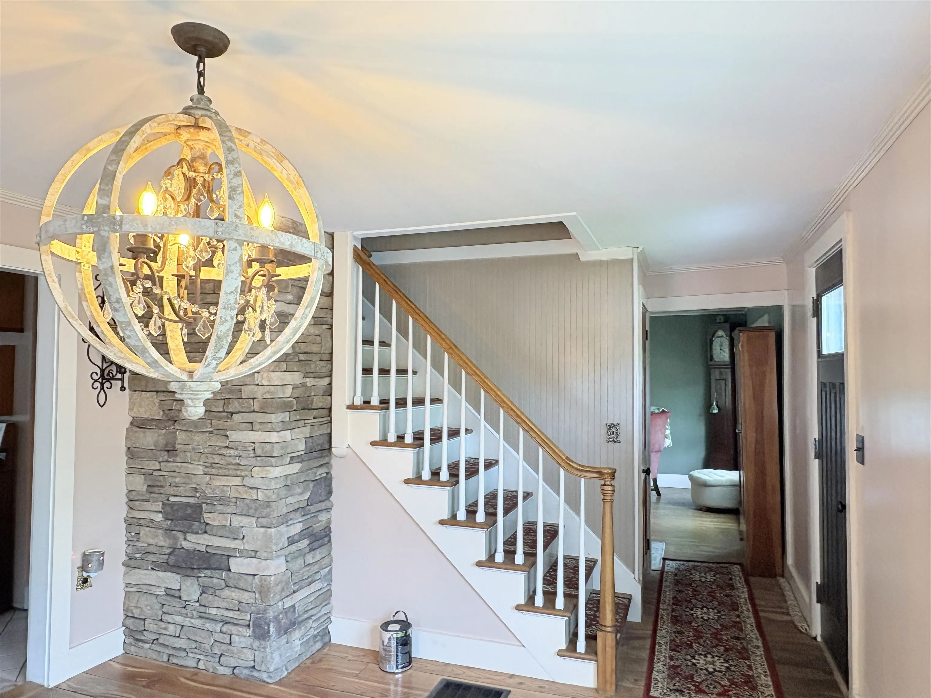 151 South Main Street, Waterbury, VT 05676, 2 Bedrooms Bedrooms, ,2 BathroomsBathrooms,Residential,For Sale,South Main,5046392
