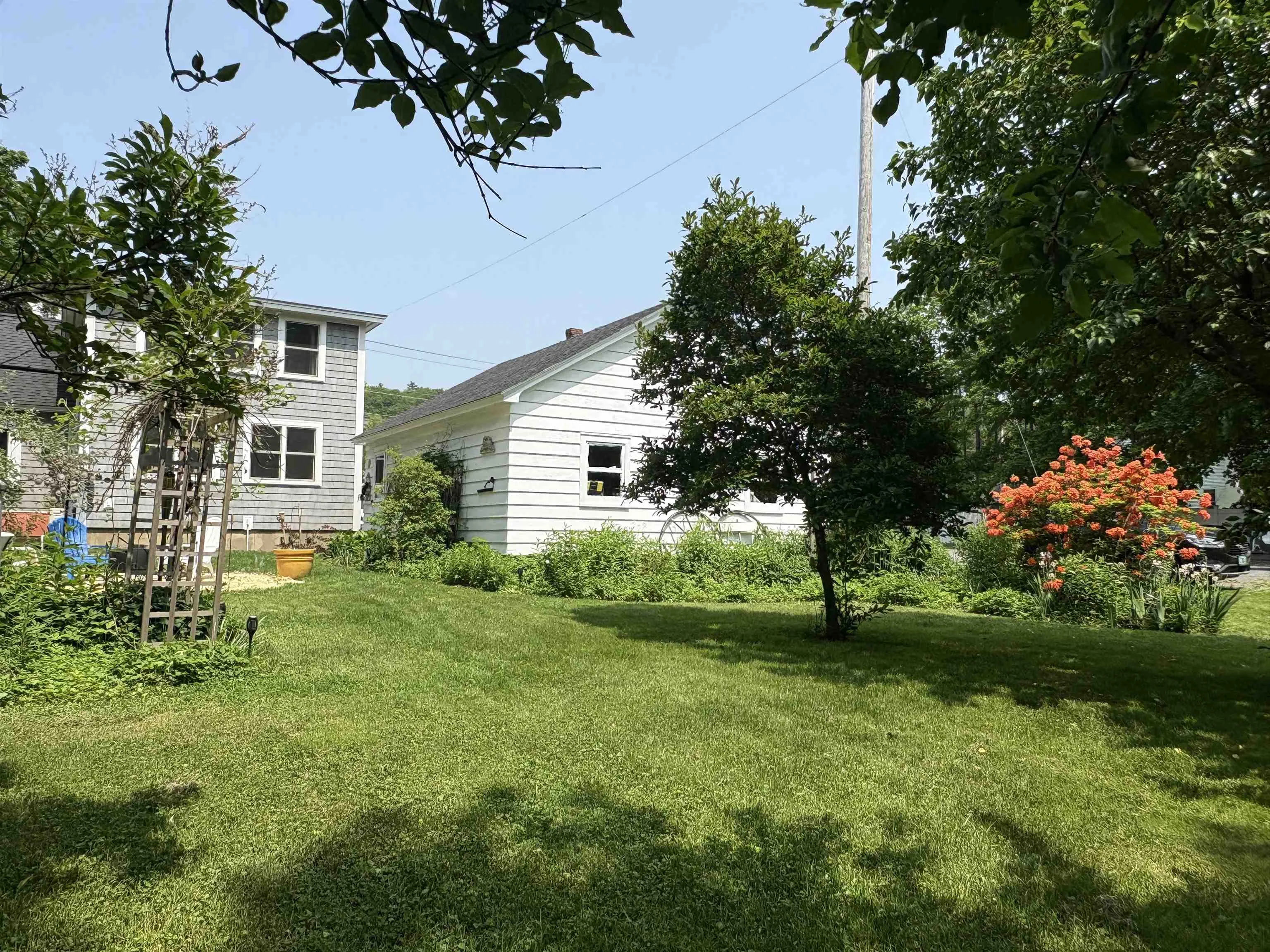 151 South Main Street, Waterbury, VT 05676, 2 Bedrooms Bedrooms, ,2 BathroomsBathrooms,Residential,For Sale,South Main,5046392