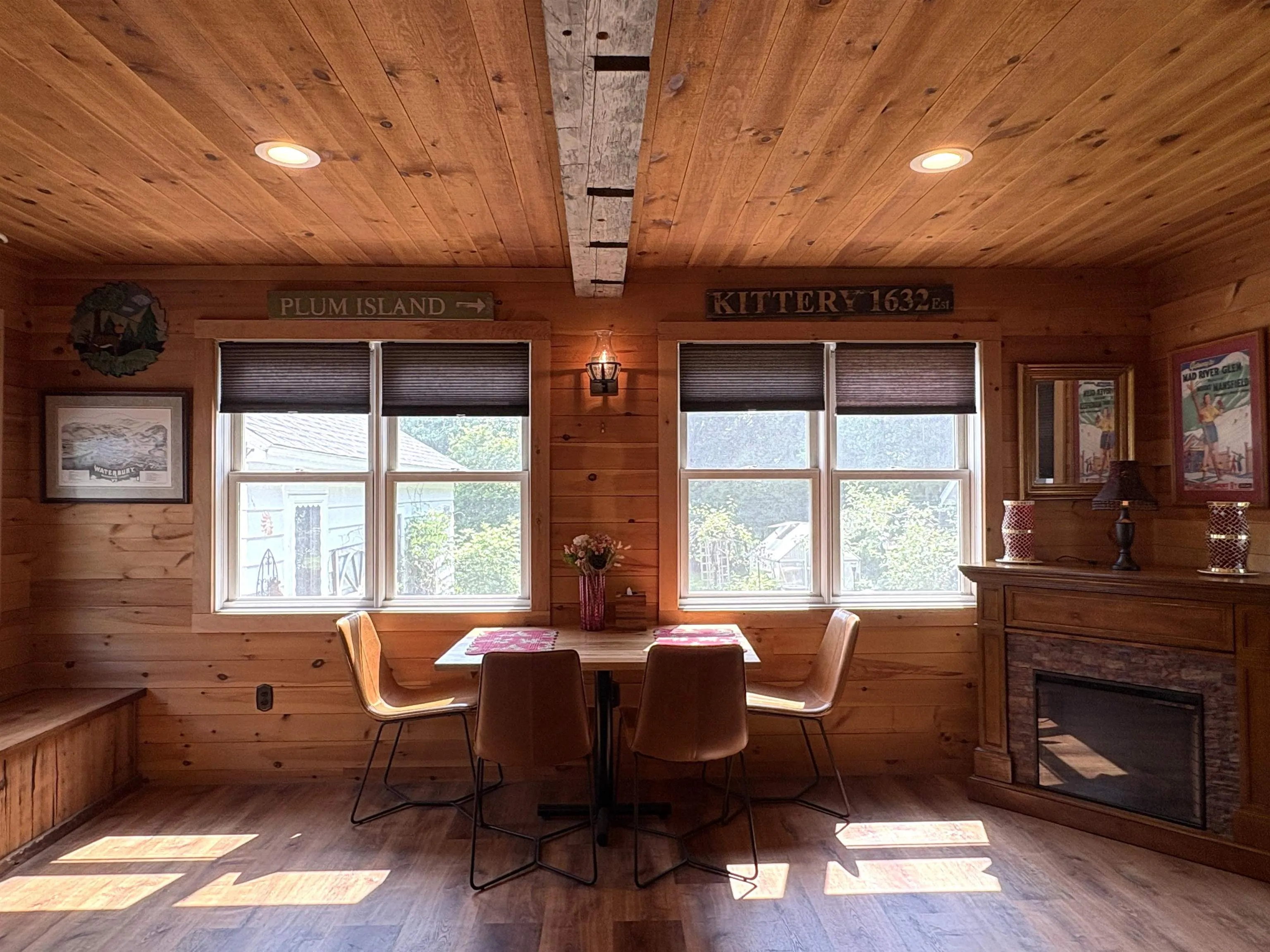 151 South Main Street, Waterbury, VT 05676, 2 Bedrooms Bedrooms, ,2 BathroomsBathrooms,Residential,For Sale,South Main,5046392