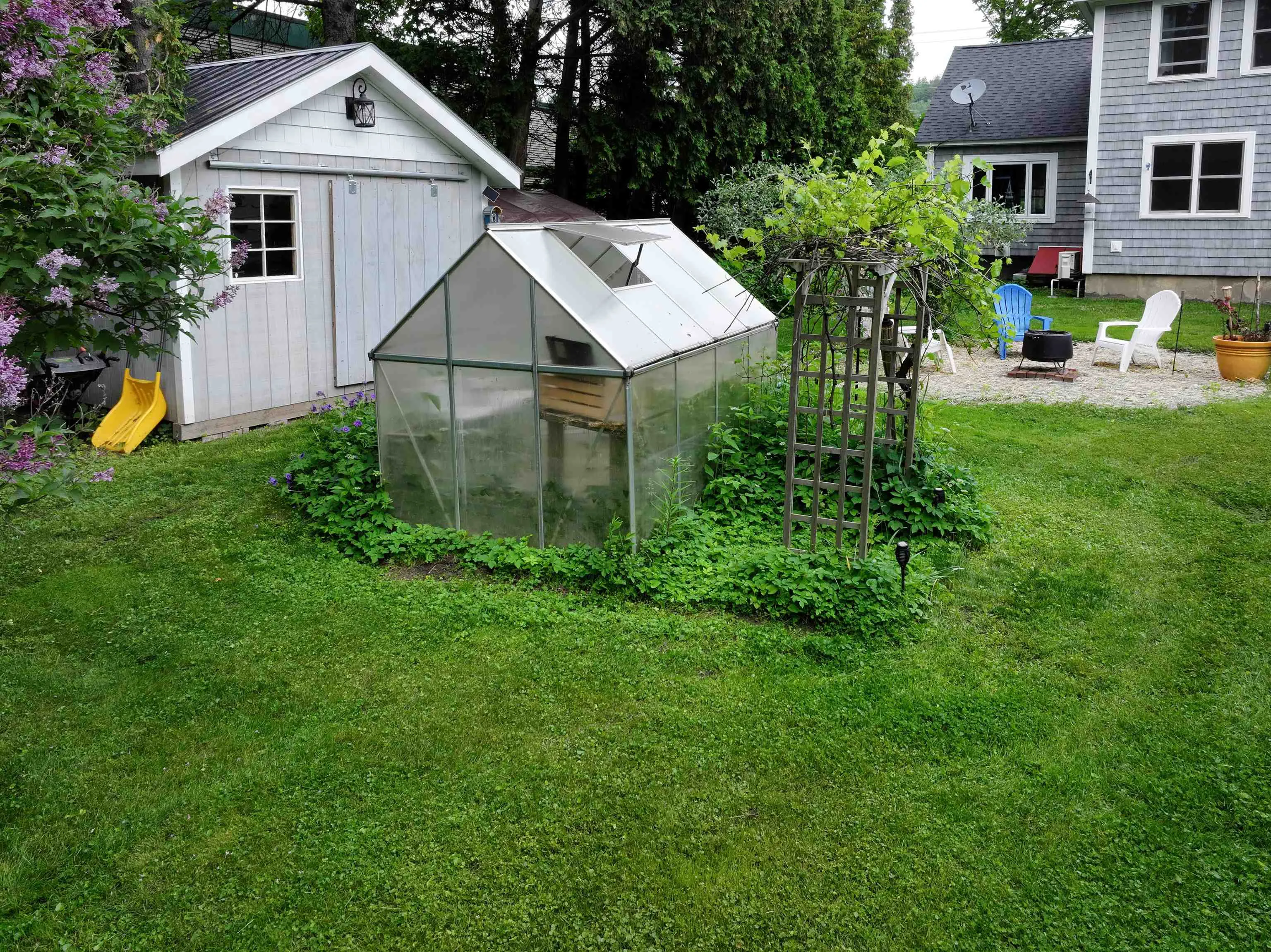 151 South Main Street, Waterbury, VT 05676, 2 Bedrooms Bedrooms, ,2 BathroomsBathrooms,Residential,For Sale,South Main,5046392
