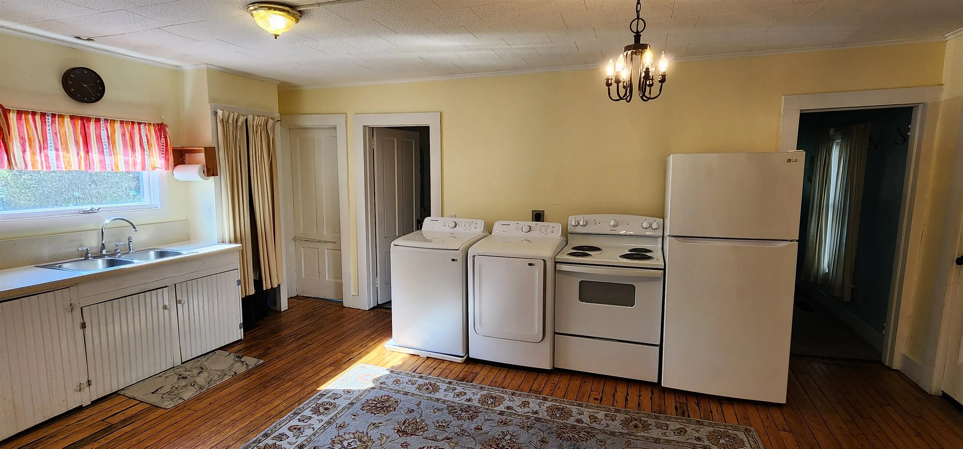 7-9 Elm Street, Waterbury, VT 05676, 5 Bedrooms Bedrooms, ,2 BathroomsBathrooms,Residential,For Sale,Elm,5046458