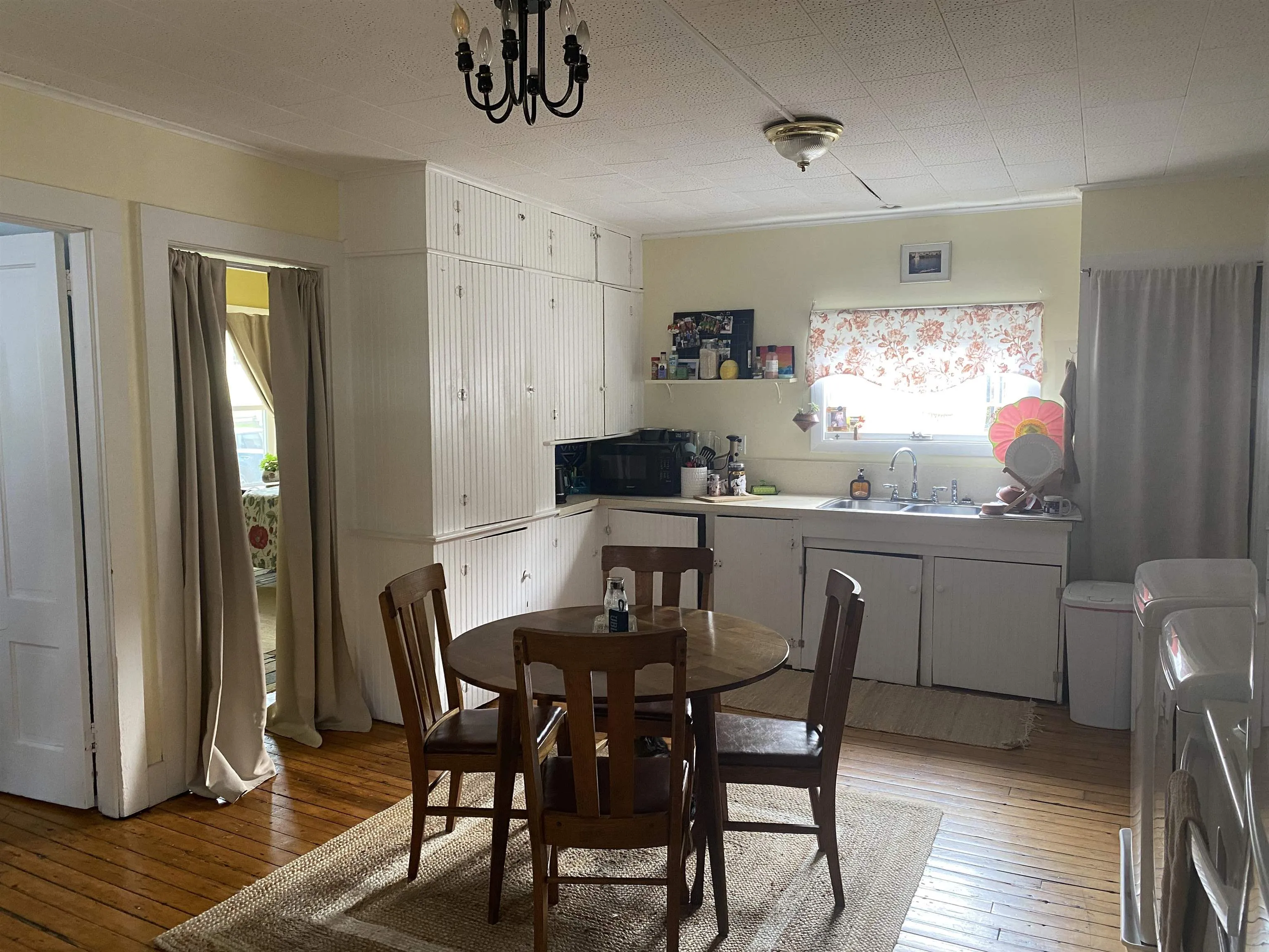 7-9 Elm Street, Waterbury, VT 05676, 5 Bedrooms Bedrooms, ,2 BathroomsBathrooms,Residential,For Sale,Elm,5046458