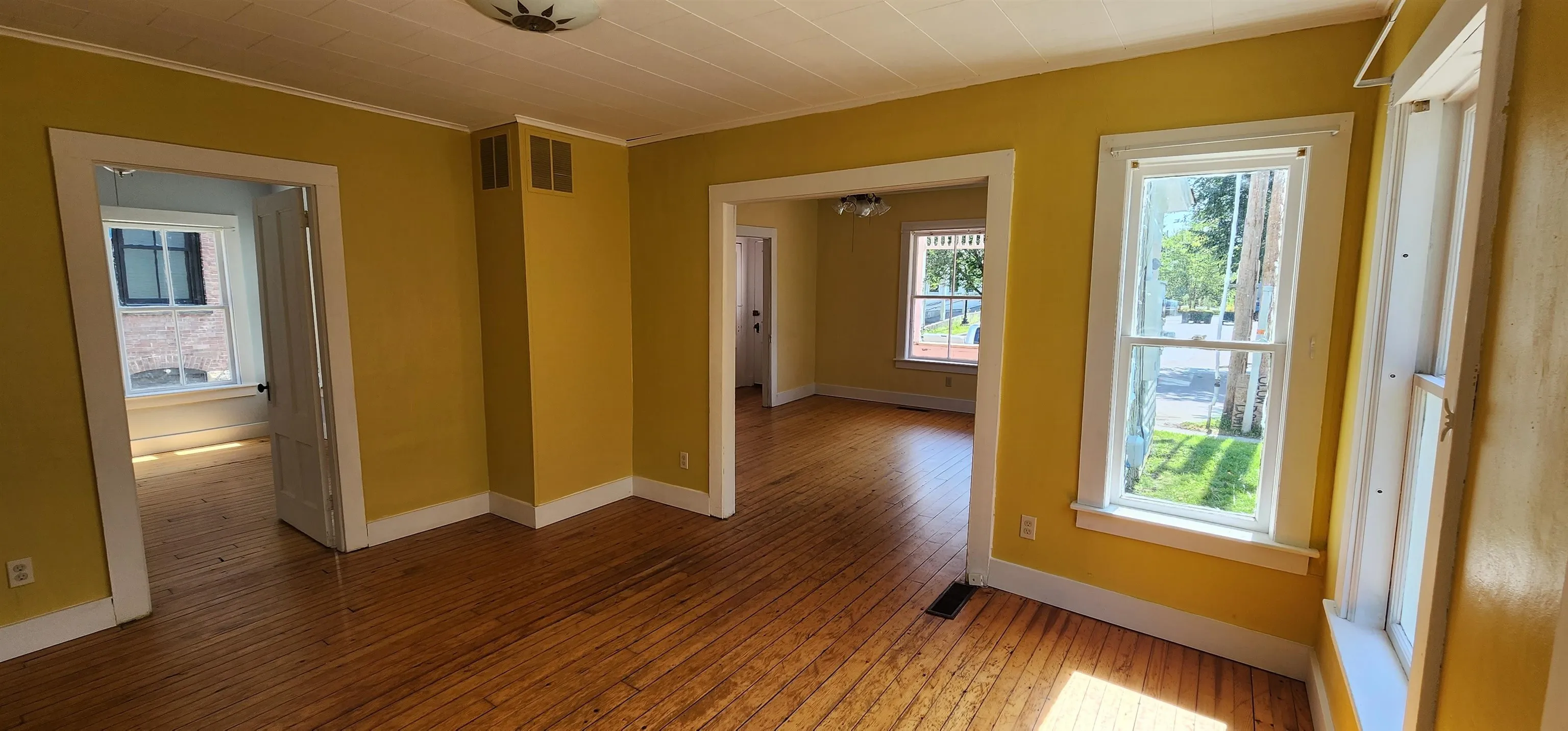 7-9 Elm Street, Waterbury, VT 05676, 5 Bedrooms Bedrooms, ,2 BathroomsBathrooms,Residential,For Sale,Elm,5046458