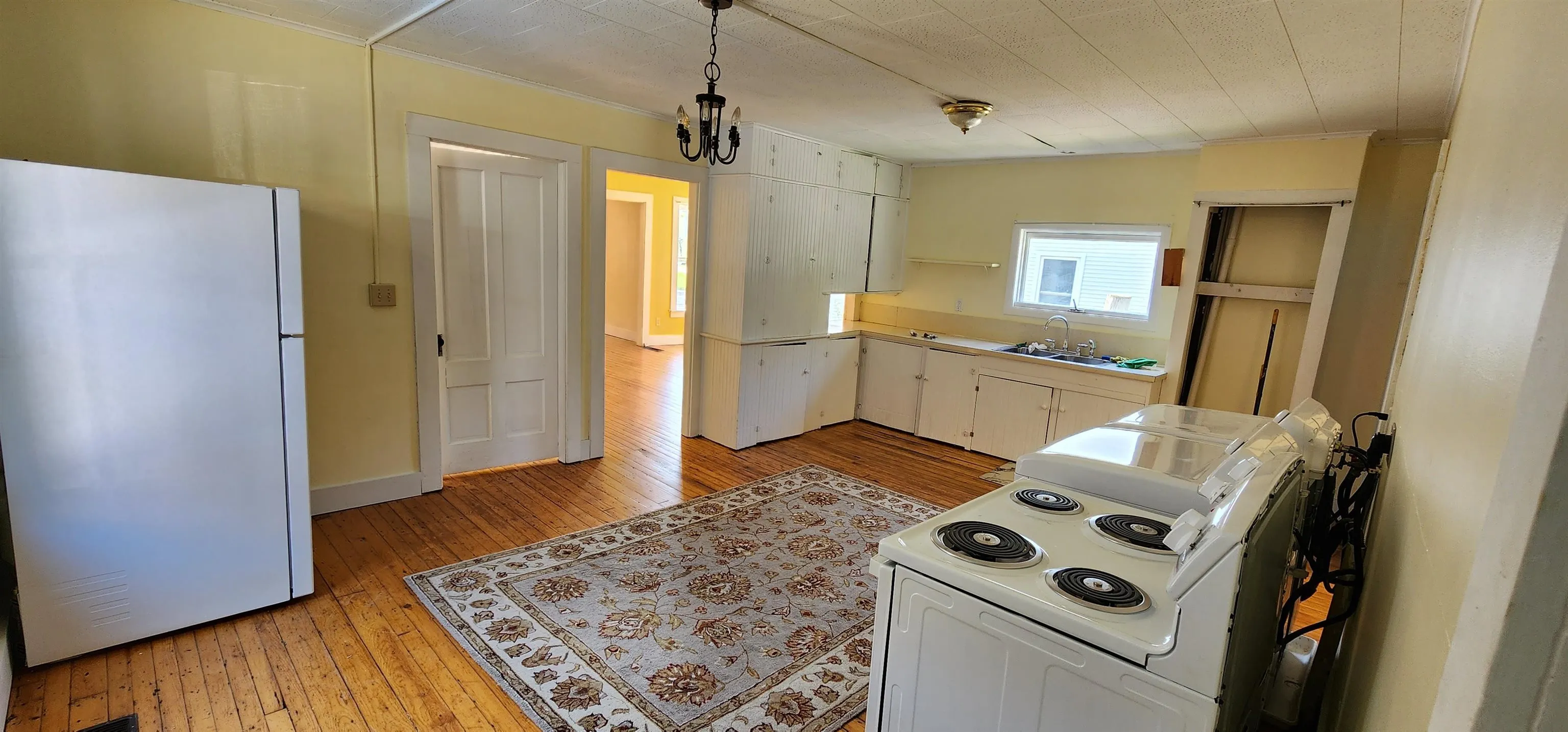 7-9 Elm Street, Waterbury, VT 05676, 5 Bedrooms Bedrooms, ,2 BathroomsBathrooms,Residential,For Sale,Elm,5046458