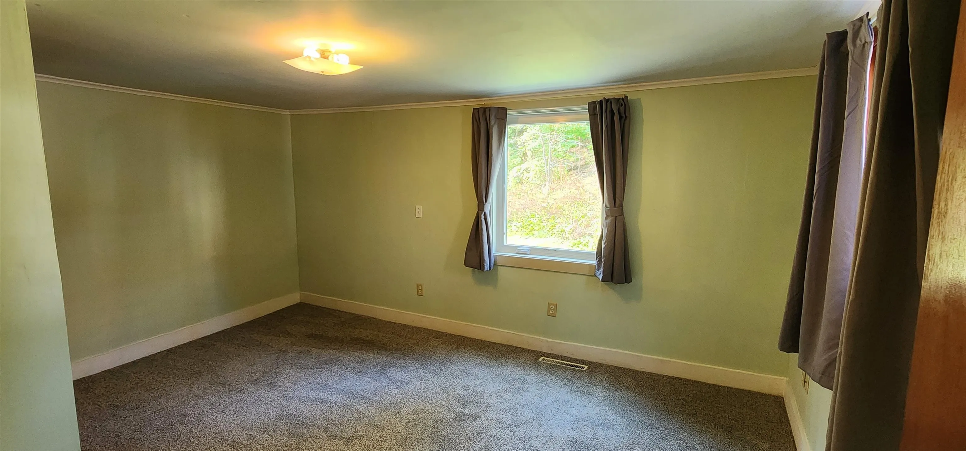 7-9 Elm Street, Waterbury, VT 05676, 5 Bedrooms Bedrooms, ,2 BathroomsBathrooms,Residential,For Sale,Elm,5046458
