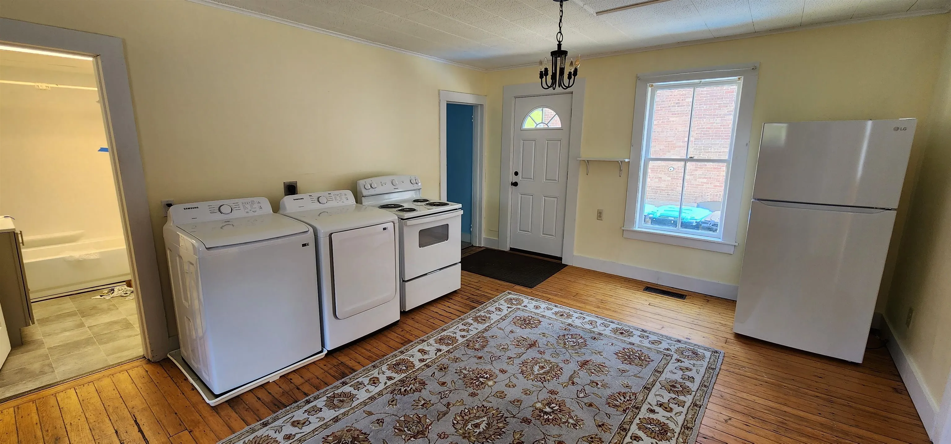 7-9 Elm Street, Waterbury, VT 05676, 5 Bedrooms Bedrooms, ,2 BathroomsBathrooms,Residential,For Sale,Elm,5046458