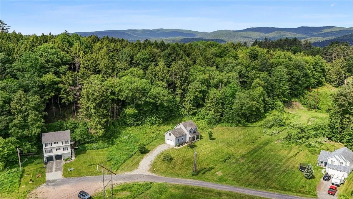 54 Gallagher Acres Extension, Moretown, VT 05676, 3 Bedrooms Bedrooms, ,4 BathroomsBathrooms,Residential,For Sale,Gallagher Acres,5046575