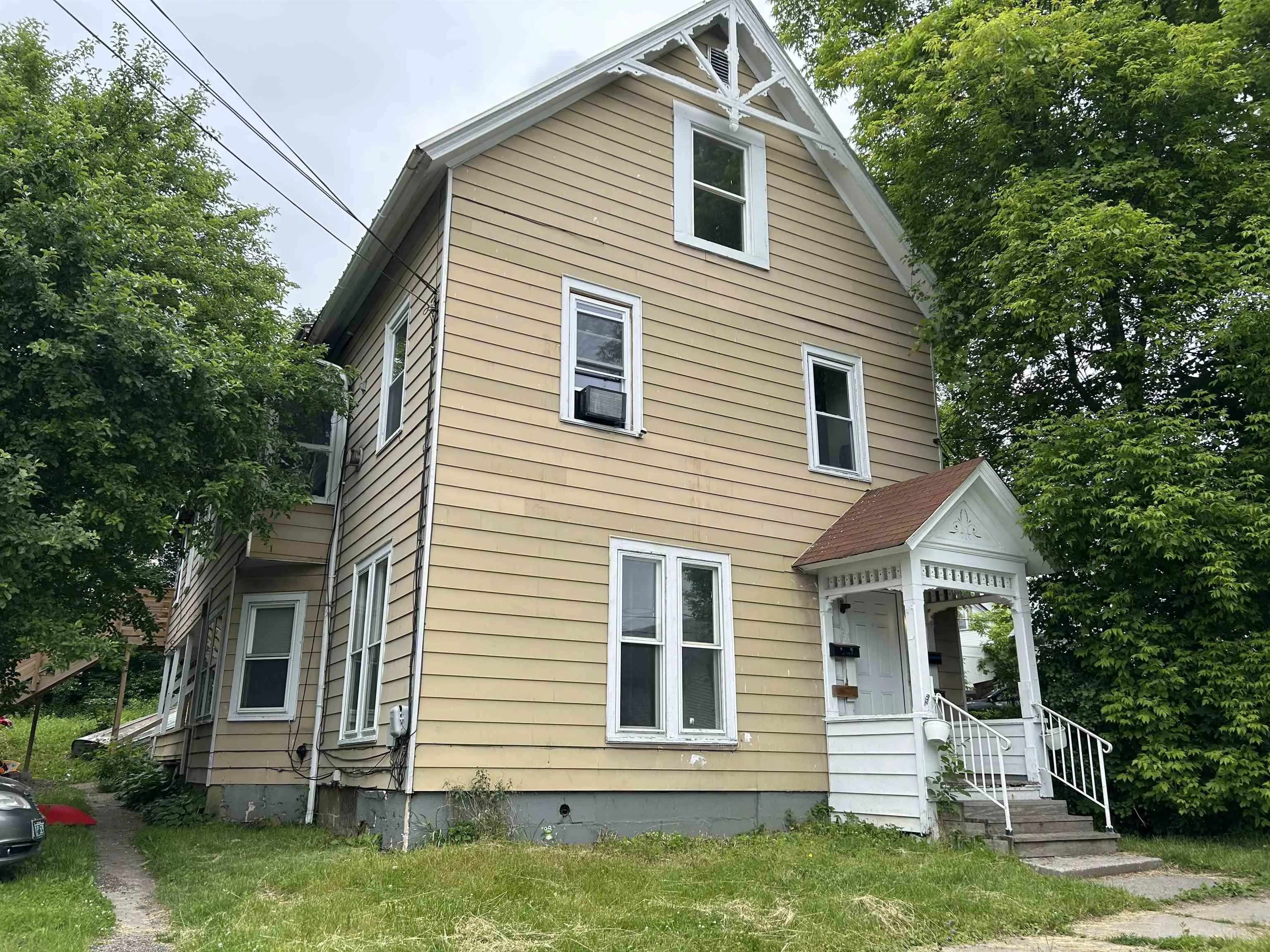 9 Hopkins Street, Rutland City