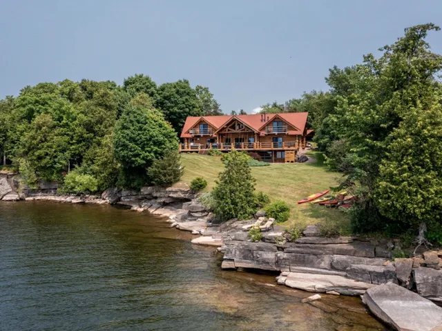 489 West Shore Road, South Hero, VT 05486, 4 Bedrooms Bedrooms, ,3 BathroomsBathrooms,Residential,For Sale,West Shore,5050140