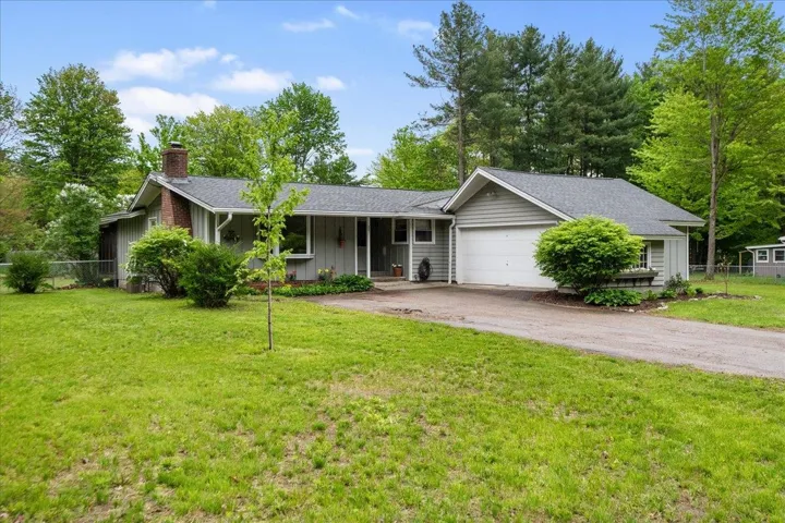 201 North Brownell Road, Williston, VT 05495, 3 Bedrooms Bedrooms, ,2 BathroomsBathrooms,Residential,For Sale,North Brownell,5050157